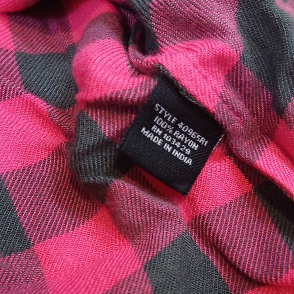 Intro Pink and Gray Flannel Tunic Button Down Top - Picture 6 of 8